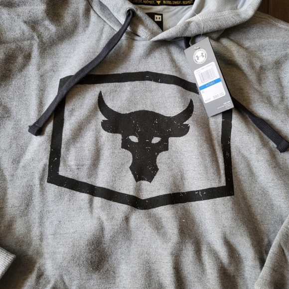 Project Rock Under Armour Thick Activewear Hoodie Sweater Warm Up - Picture 4 of 9